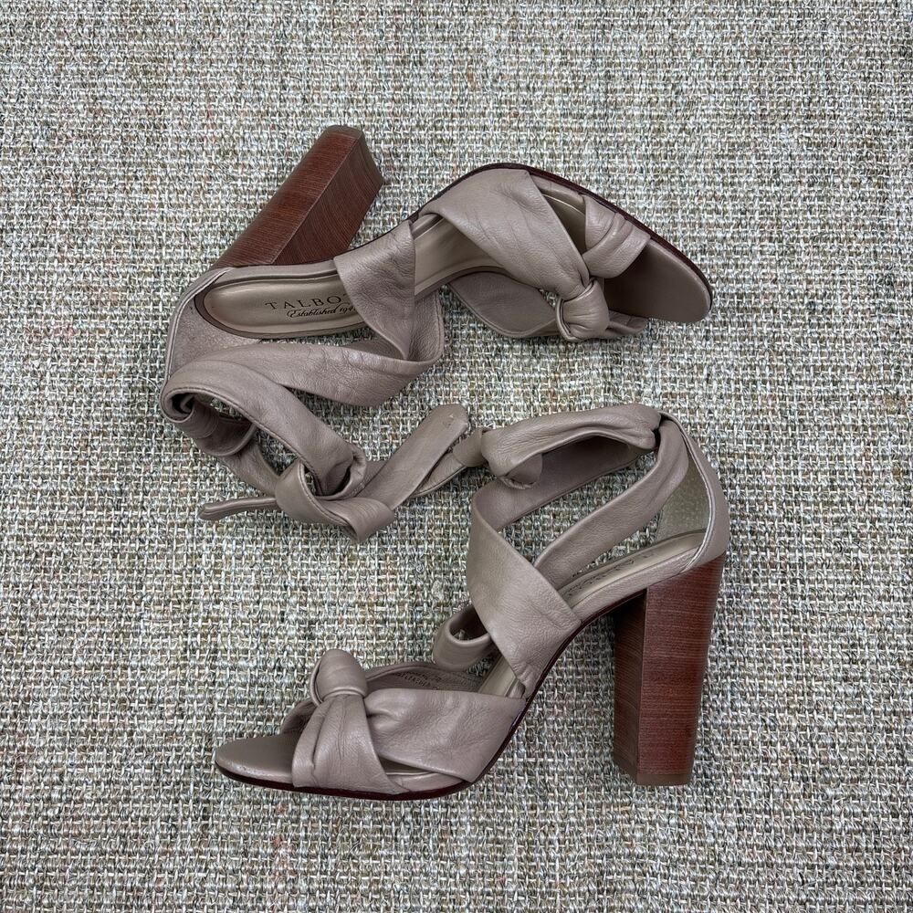 👠 Talbots | Size 7B | Taupe Leather Knot Toe Block Heel Sandals